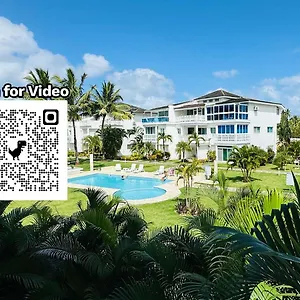 oceanfront-residence.comcaribbean.com/